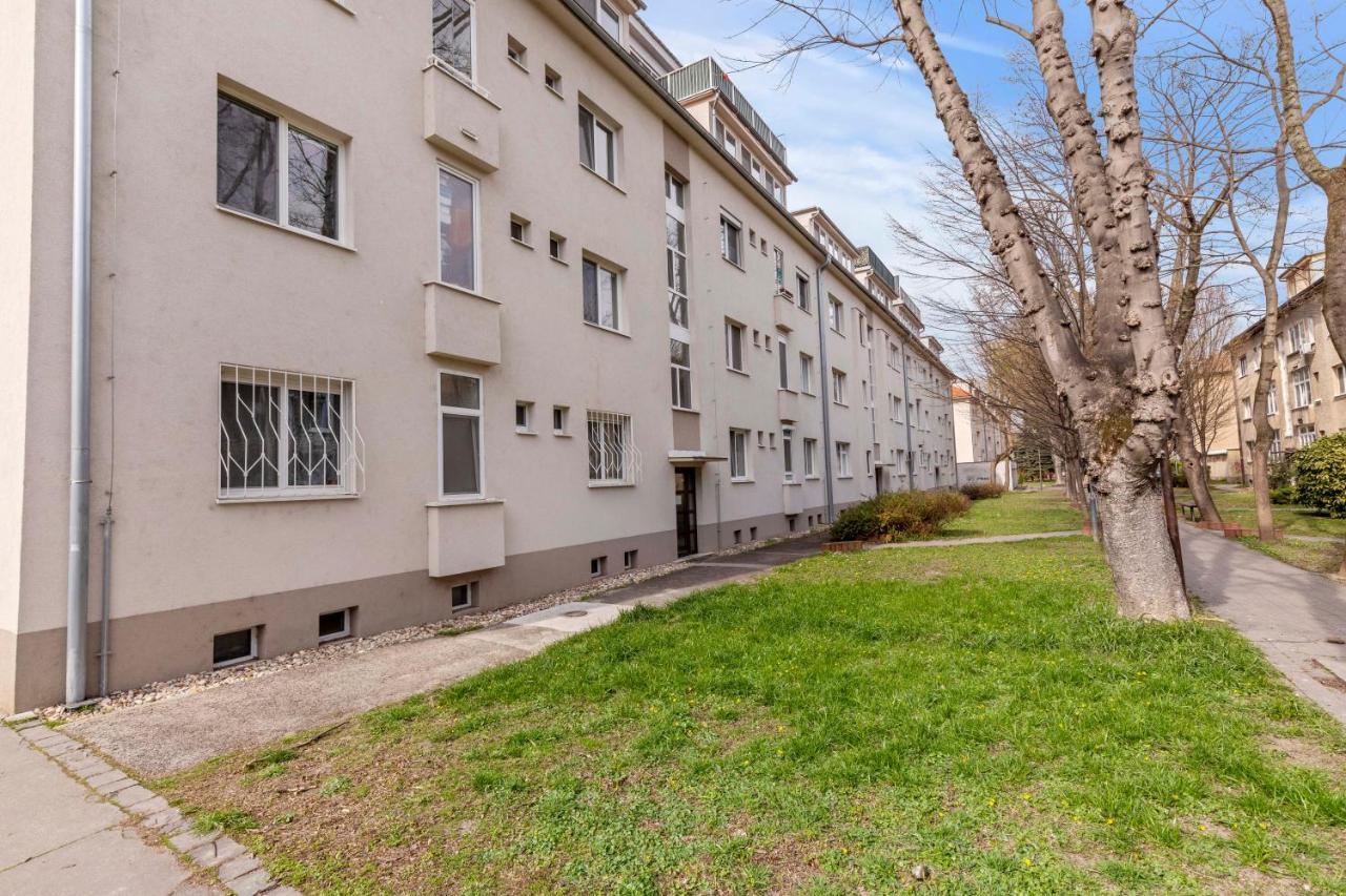 Cosy Studio 10 Min Center Братислава Экстерьер фото